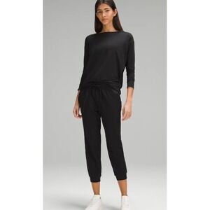 Lululemon Soft Jersey Classic-Fit Mid-Rise Cropped Jogger